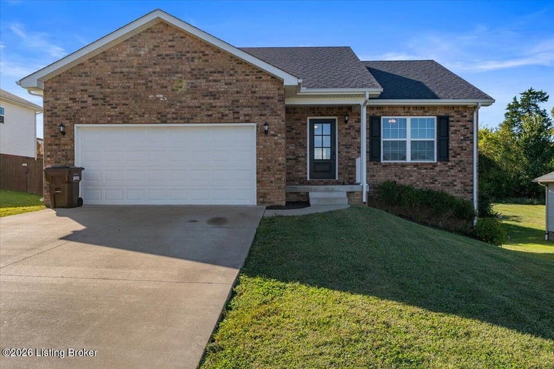 77 Persimmon Dr, Taylorsville, KY 40071
