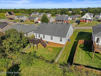77 Persimmon Dr, Taylorsville, KY 40071