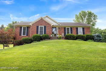 7705 Commonwealth Dr, Crestwood, KY 40014