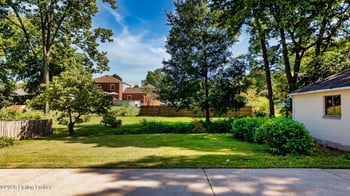 7705 Tempsclair Rd, Louisville, KY 40220