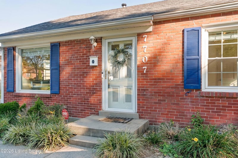 7707 Dingle Dell Rd, Louisville, KY 40214