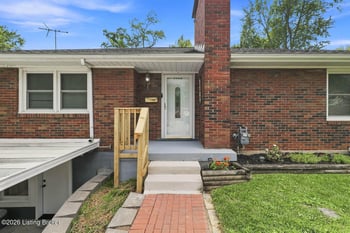 7709 Chet Ln, Louisville, KY 40214