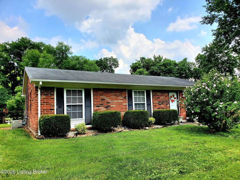 7709 Rochelle Rd, Louisville, KY 40228