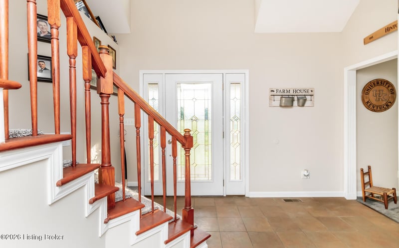 772 Elder Dr, Taylorsville, KY 40071
