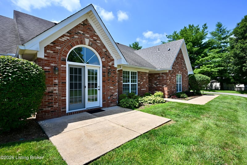 7804 Fern Gardens Way, Louisville, KY 40291