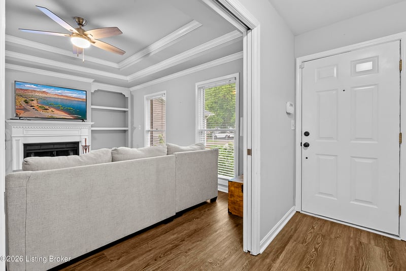 7814 Old Tree, Louisville, KY 40222