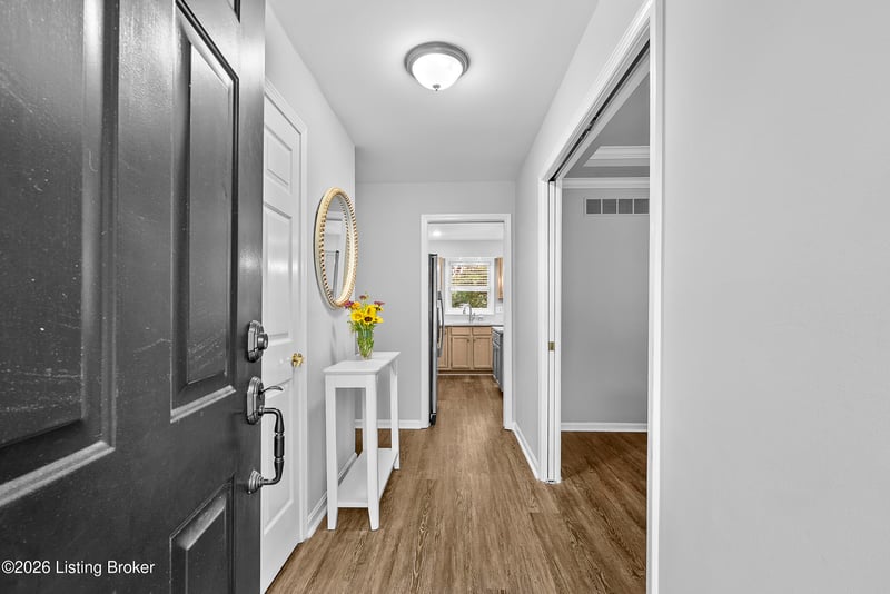 7814 Old Tree, Louisville, KY 40222