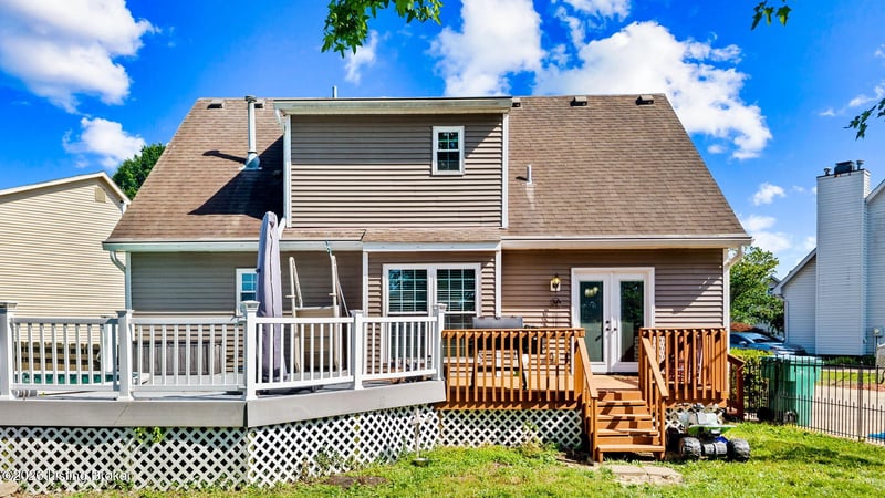 7900 Laura Jean Ct, Louisville, KY 40291