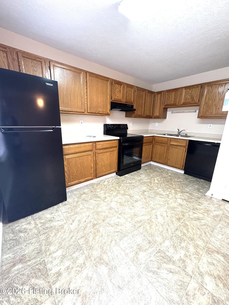 7907 Canonero Way, Louisville, KY 40291