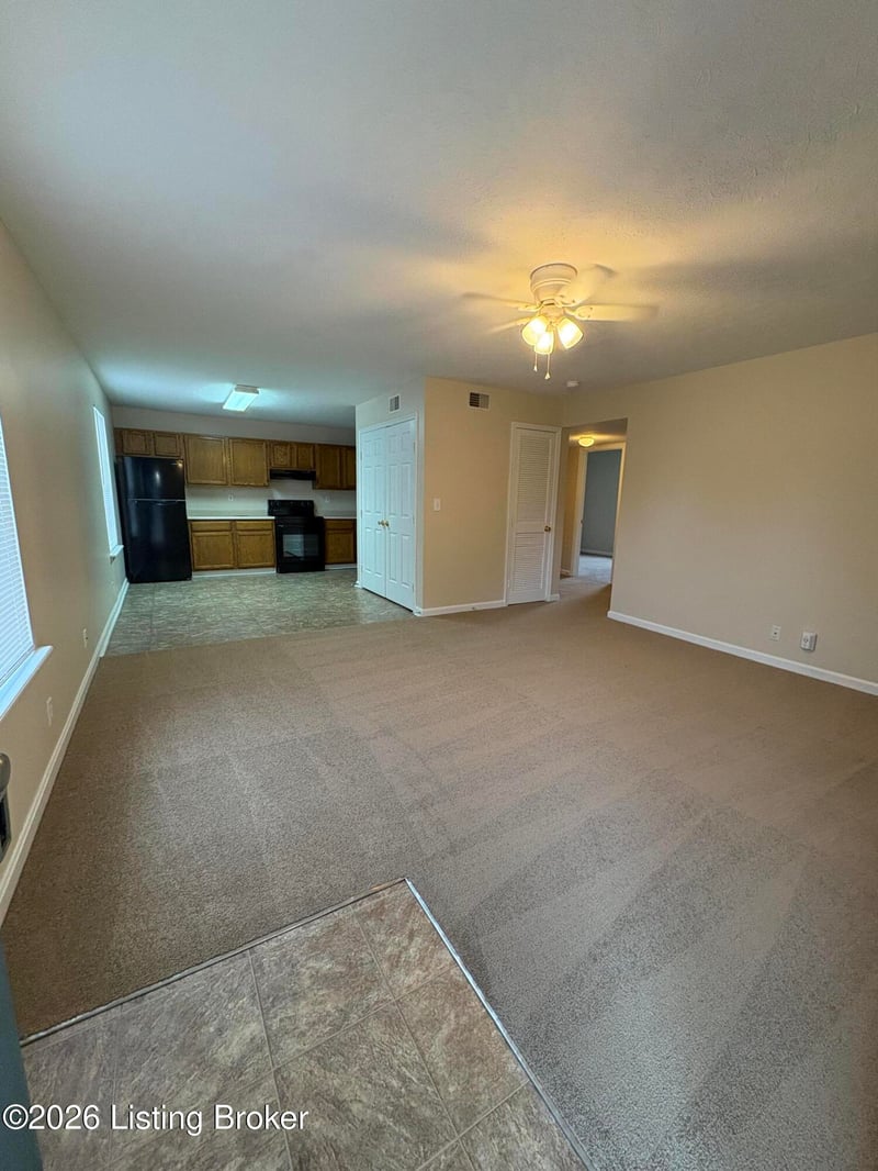 7907 Canonero Way, Louisville, KY 40291