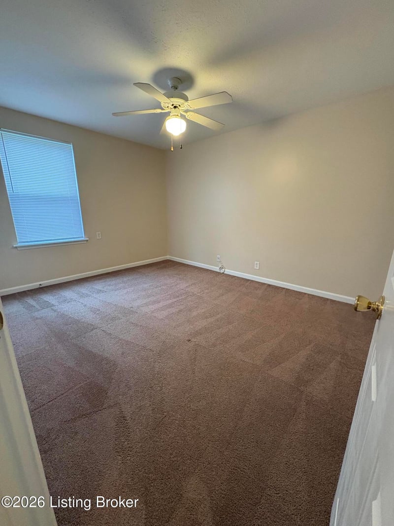 7907 Canonero Way, Louisville, KY 40291