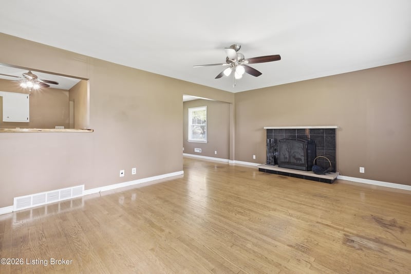 7908 Red Cedar Way, Louisville, KY 40219
