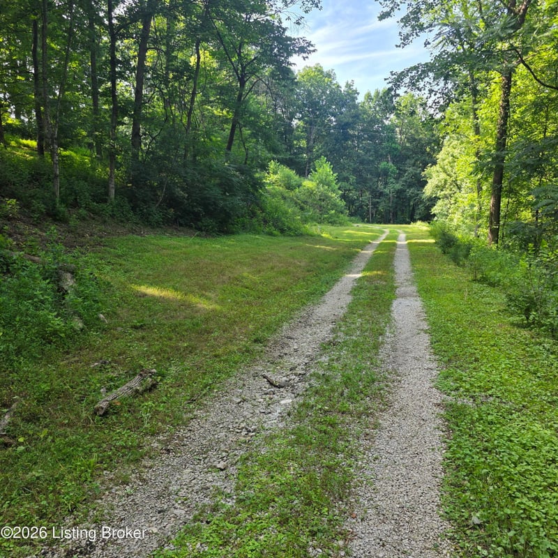 7909 Barbour Manor Dr, Louisville, KY 40241