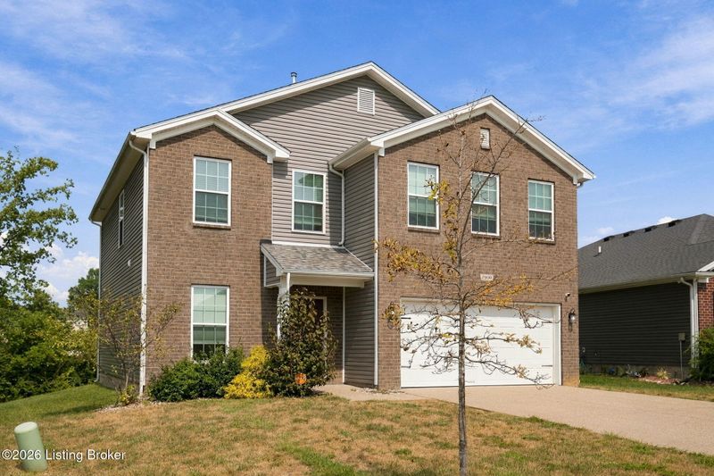 7909 Cascade Falls Cv, Louisville, KY 40229