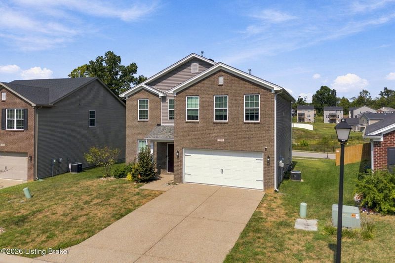 7909 Cascade Falls Cv, Louisville, KY 40229
