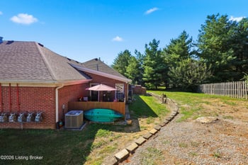 791 Garden Pointe Dr, Simpsonville, KY 40067