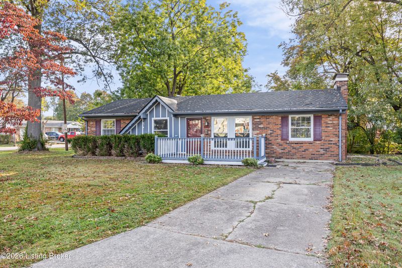 7915 Mango Dr, Louisville, KY 40258