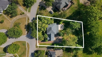 7921 Albrecht Cir, Louisville, KY 40241