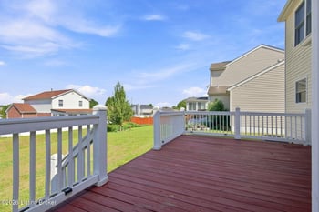 7923 Nature Way, Louisville, KY 40218