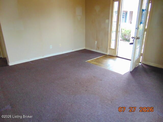 799 Garden Pointe Dr, Simpsonville, KY 40067
