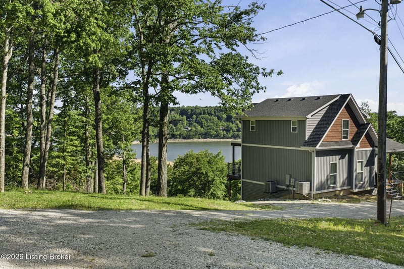 80 Holiday Hill Rd, Clarkson, KY 42726