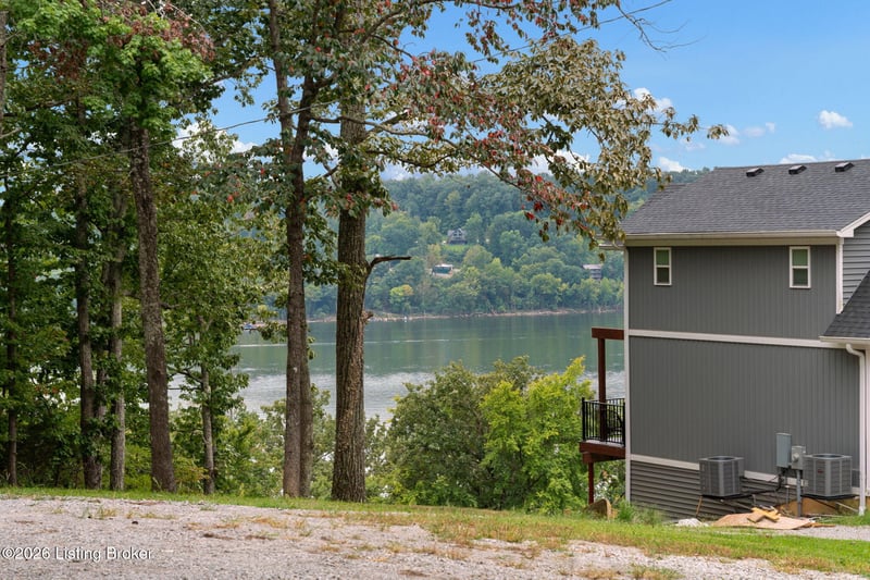 80 Holiday Hill Rd, Clarkson, KY 42726