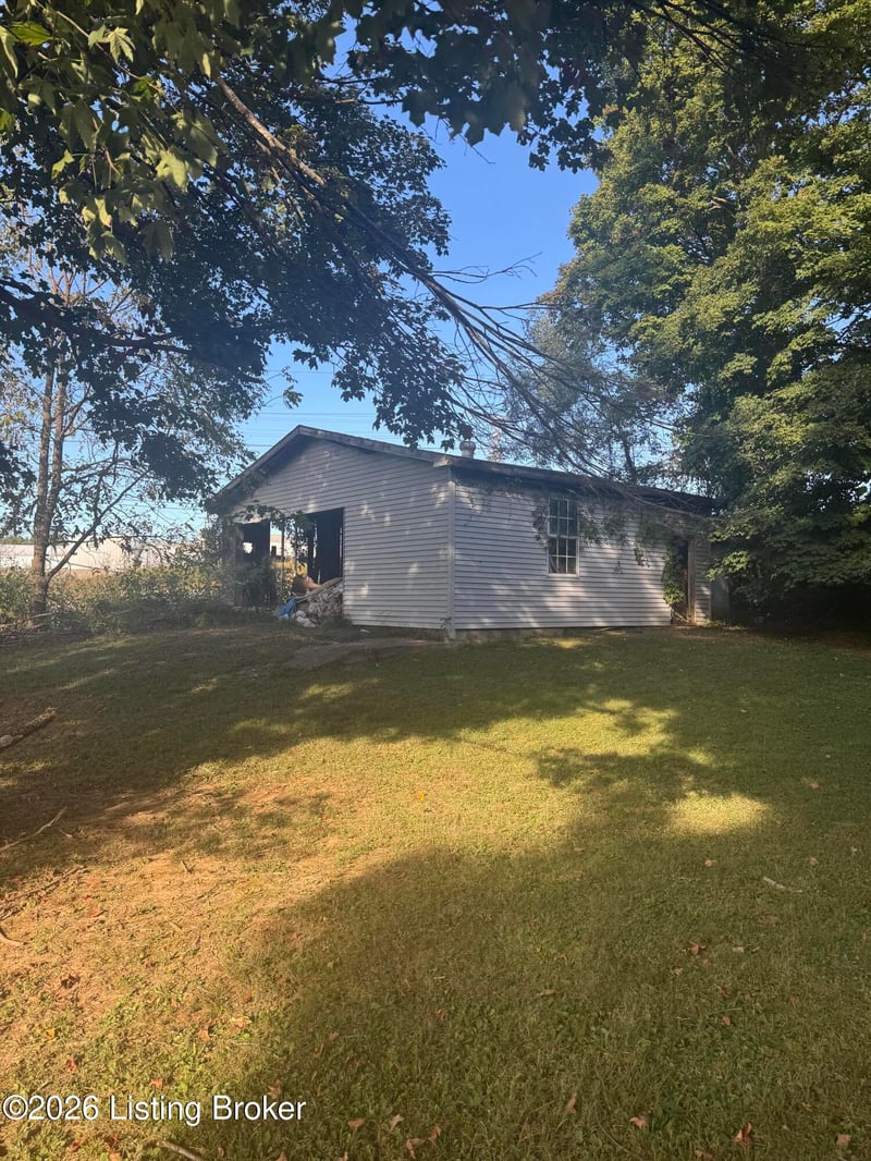 80 Summermont Cir, Summer Shade, KY 42166