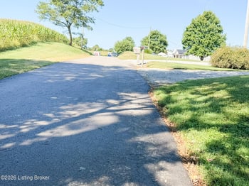 800 Mccormack Rd, Waddy, KY 40076