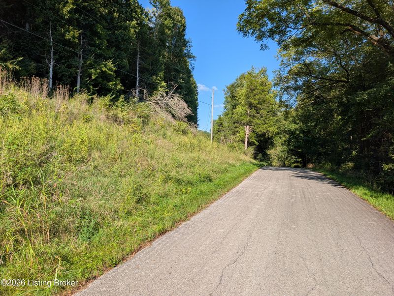 8000 E Upper Dry Fork Rd, Madison, IN 47250