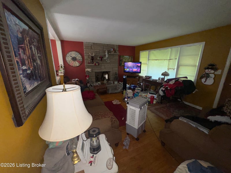 8005 Red Cedar Way, Louisville, KY 40219
