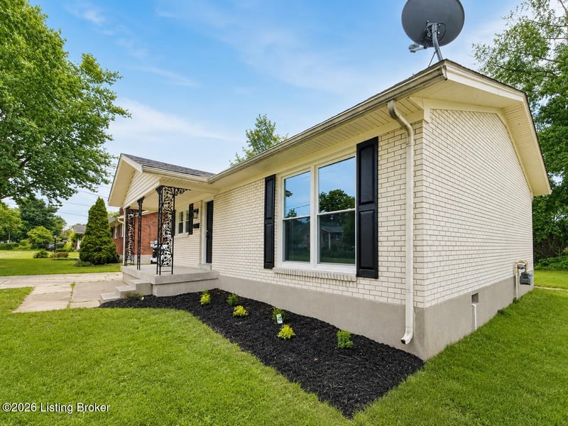8006 Annella Way, Louisville, KY 40219