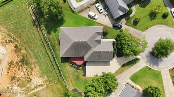 8006 Hall Farm Dr, Louisville, KY 40291