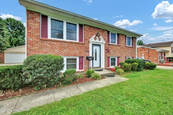 8014 Broadfern Dr, Louisville, KY 40291