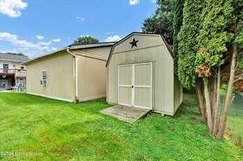 8014 Broadfern Dr, Louisville, KY 40291