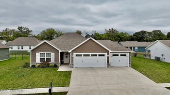8015 Palermo Trl, Sellersburg, IN 47172