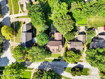802 Foxgate Rd, Louisville, KY 40223