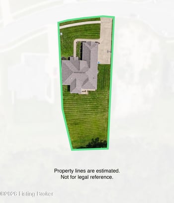 8022 Wooded Ridge Dr, Louisville, KY 40214