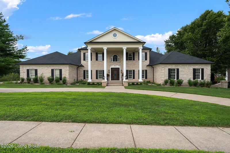 803 Foxfire Rd, Elizabethtown, KY 42701