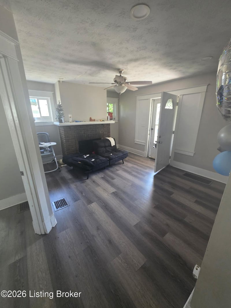 803 S 31st St, Louisville, KY 40211
