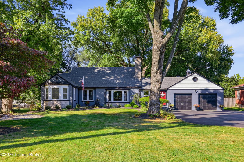 8035 Watterson Trl, Louisville, KY 40291
