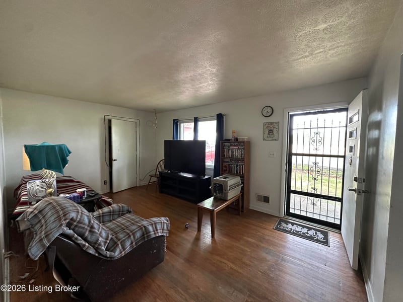 804 Wallace Ave, Leitchfield, KY 42754