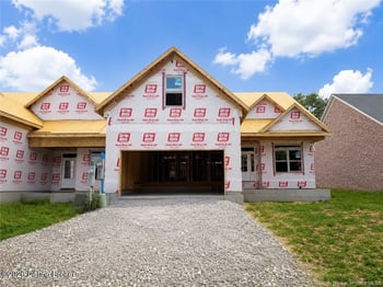 806 Katie Ln, New Albany, IN 47150