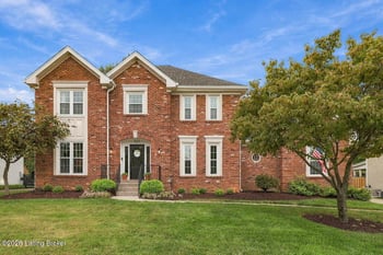 807 Foxfire Dr, Louisville, KY 40223