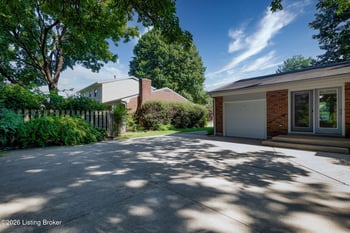 808 Foxwood Ave, Louisville, KY 40223