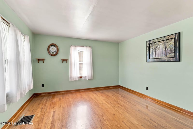 809 Bartley Ave, Bardstown, KY 40004
