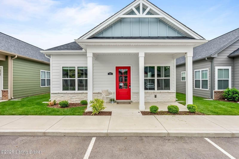 809 Rosemary Ln, La Grange, KY 40031