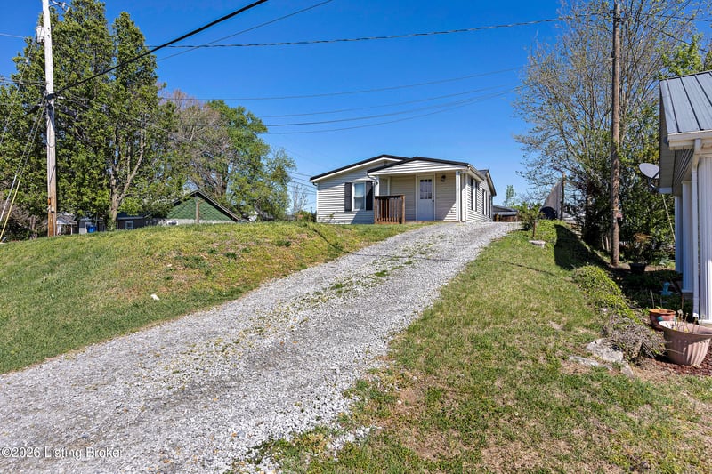 810 Legion Park Rd, Greensburg, KY 42743