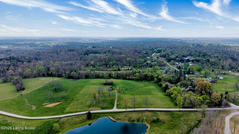 8100 Old Heady Rd, Louisville, KY 40299