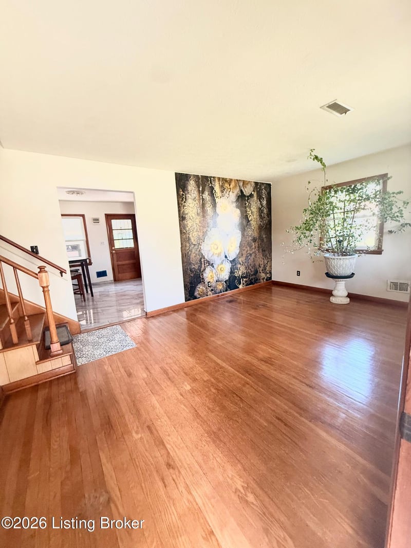 8101 Zelma Fields Ave, Louisville, KY 40228