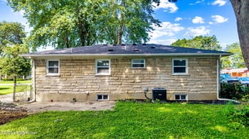 8105 Devonshire Dr, Louisville, KY 40258